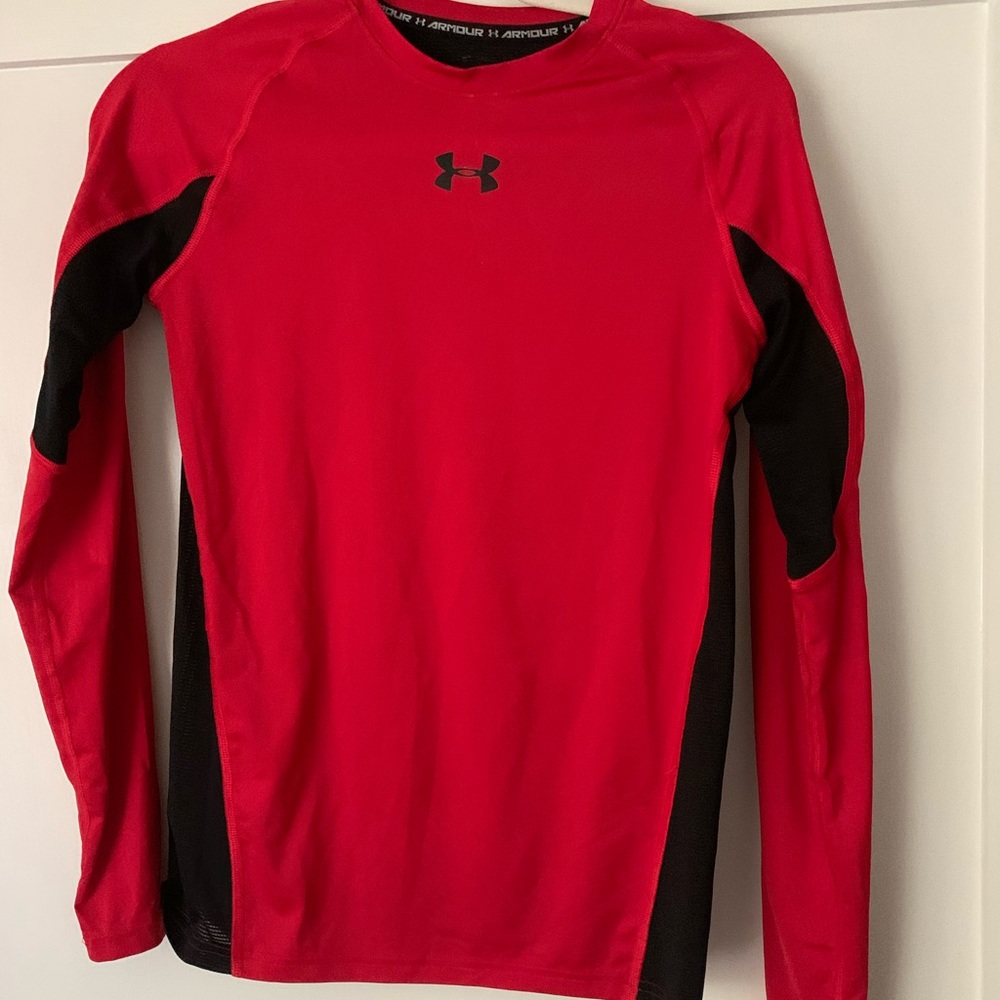 Under Armour dry fit work out shirt